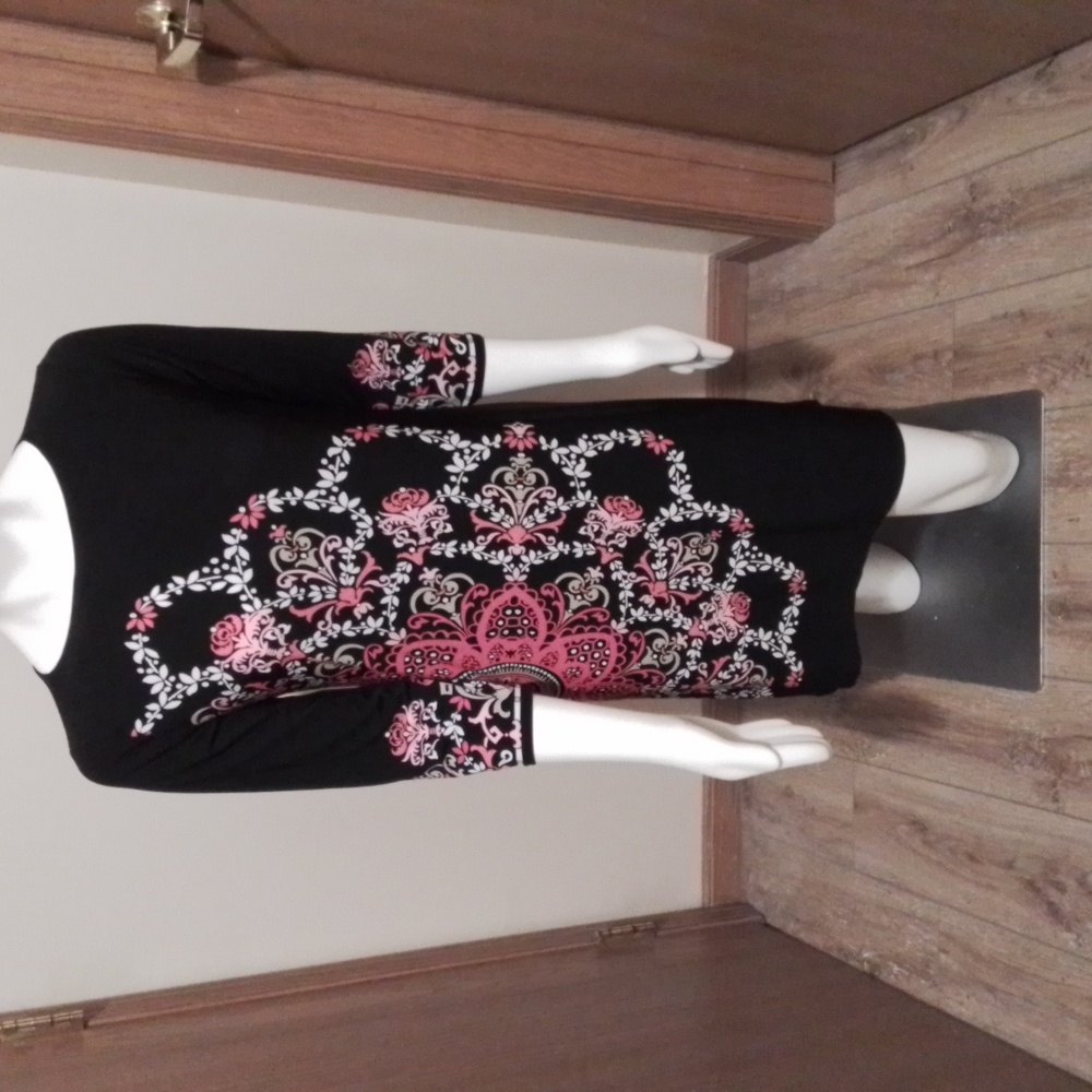 London Times dress, size 8, black/pink, fun and also work appropriate, polyester